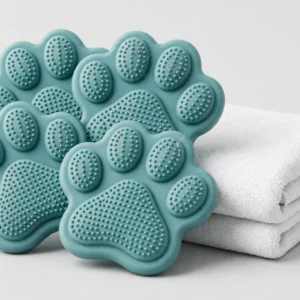 Pet Hair Catcher Discs for Laundry - Reusable 4-Pack (Paw-Shaped), Toss In and Forget
